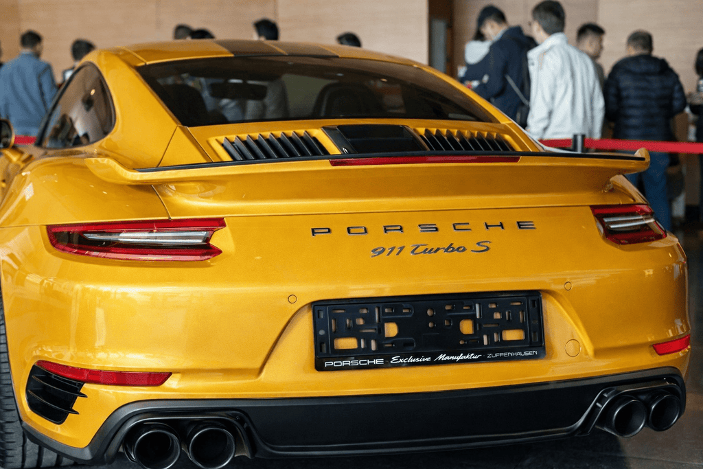 PORSCHE EXCLUSIVE MANUFAKTUR LICENSE PLATE HOLDER – VINYLSPORTCLASSIC
