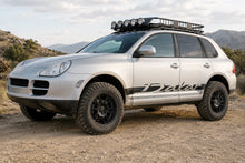 DAKAR VINYL GRAPHICS FOR PORSCHE CAYENNE 955 AND 957 - VINYLSPORTCLASSIC