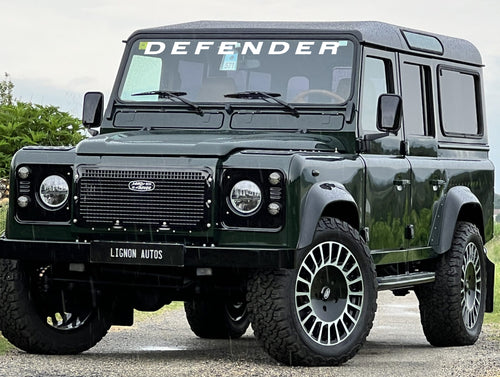 DEFENDER WINDSHIELD DECAL FOR LAND ROVER