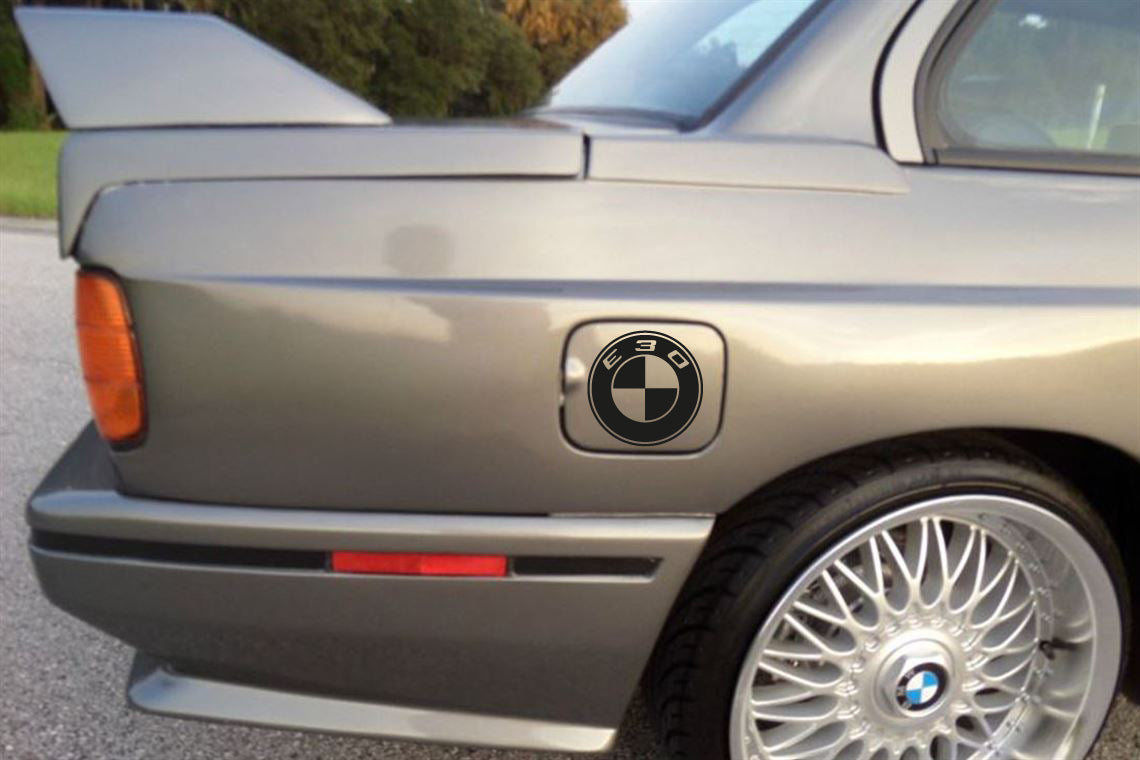 BMW E30 SHIELD STICKER – VINYLSPORTCLASSIC
