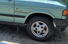 LAND ROVER DISCOVERY MOUNTAIN DECAL - VINYLSPORTCLASSIC